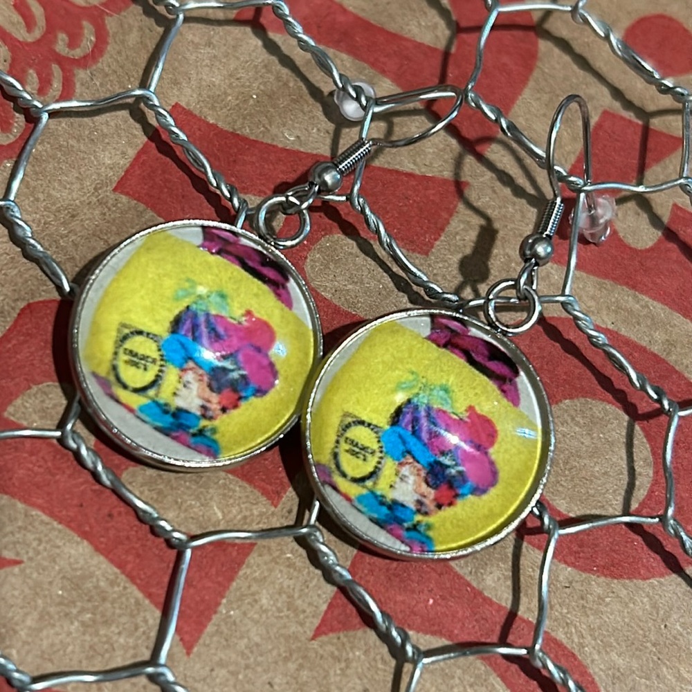 Trader Joe’s earrings 20mm bright canvas bag image